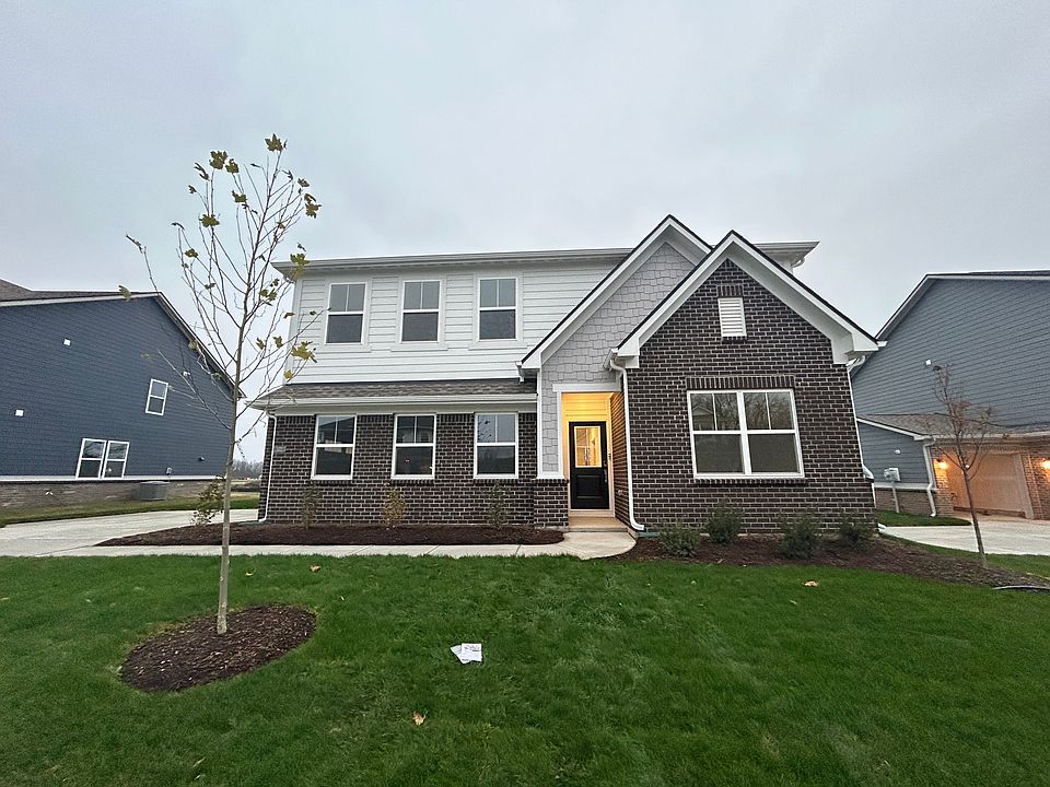1st image of 377 Waterford Ln