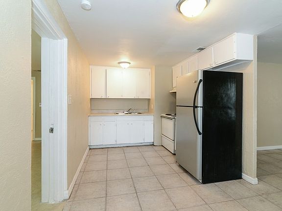 3rd image of 3620 N 53rd St