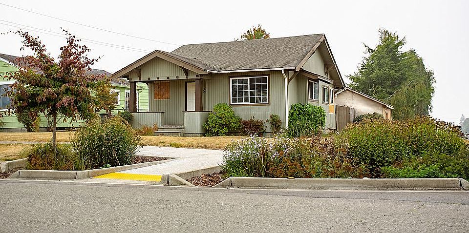 Corner Lot