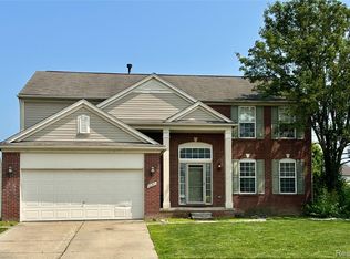 56782 Inland Ct, Macomb, MI 48042