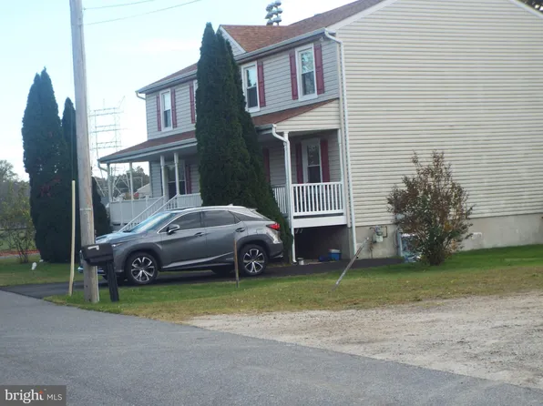 13 Turner Ave, Dundalk, MD 21222