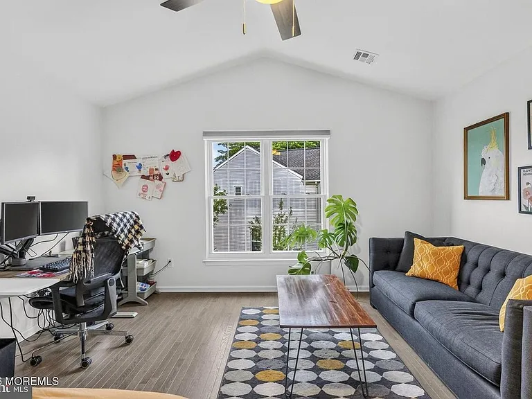 14 Stonehedge Dr — Photo 13
