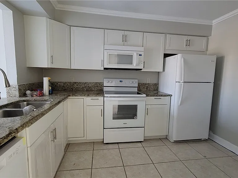 4404 Santa Barbara Blvd — Photo 7