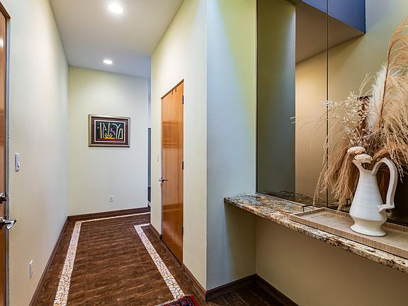 3rd image of 2305 Mananitas Ln NW
