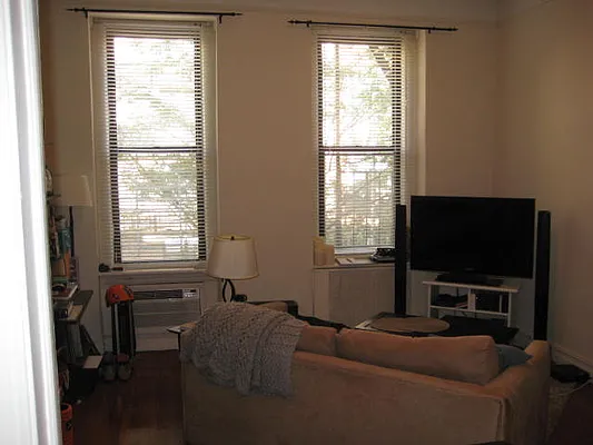 Rented by Magnone Real Estate | media 26