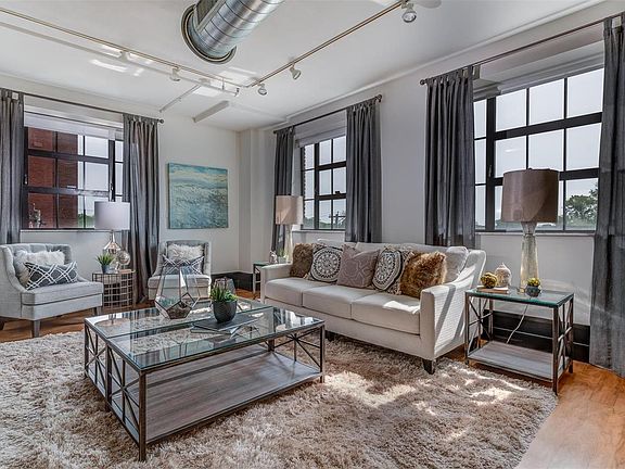 5th image of 4901-4909 Washington Blvd #4C