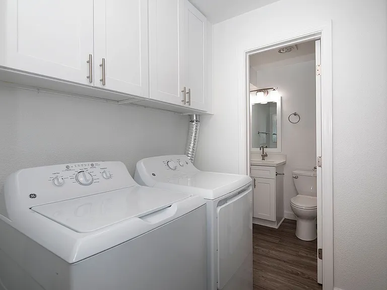 Golden Pacific Apartments — Photo 13