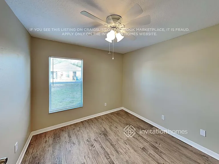 7462 Oxford Garden Cir — Photo 11