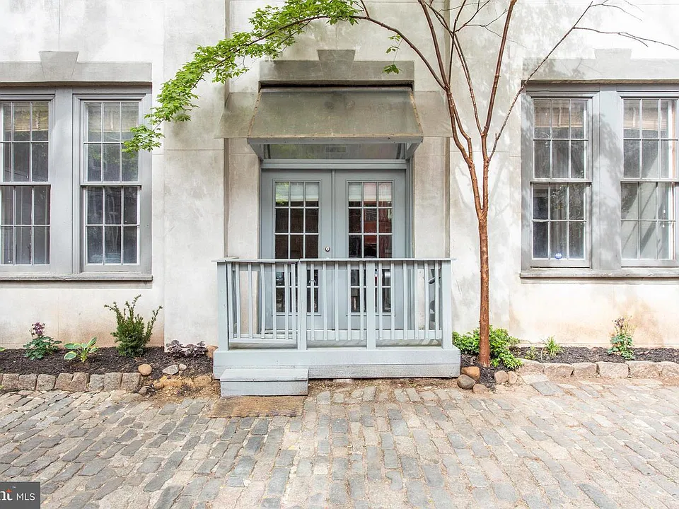306 Cherry St