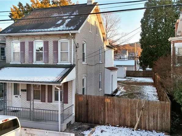 646 Walnut St, Emmaus, PA 18049