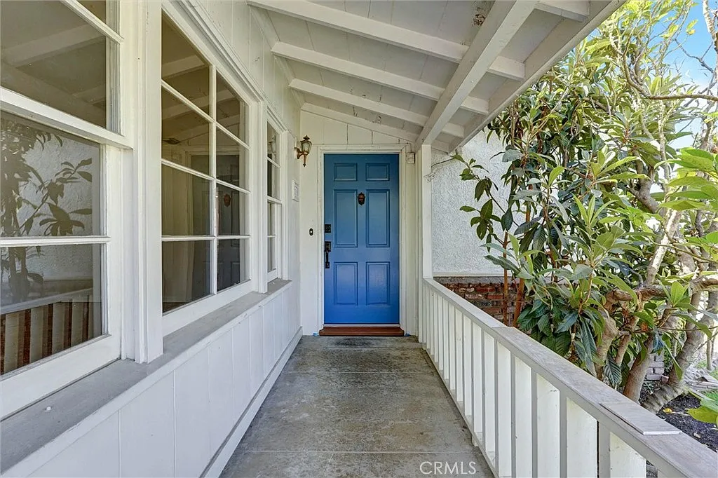 3 bed, 2.5 bath, 1885 sqft, $6,500 — Photo 4