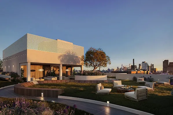 Rented by Manhattan Realty Group | media 8