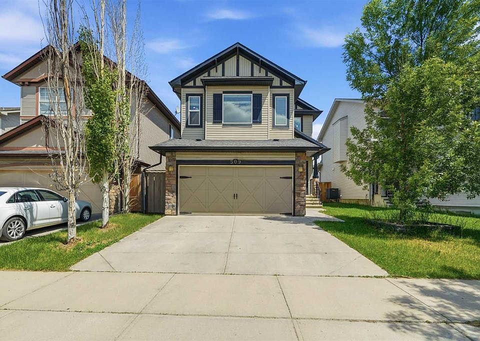 1st image of 509 S New Brighton Dr SE