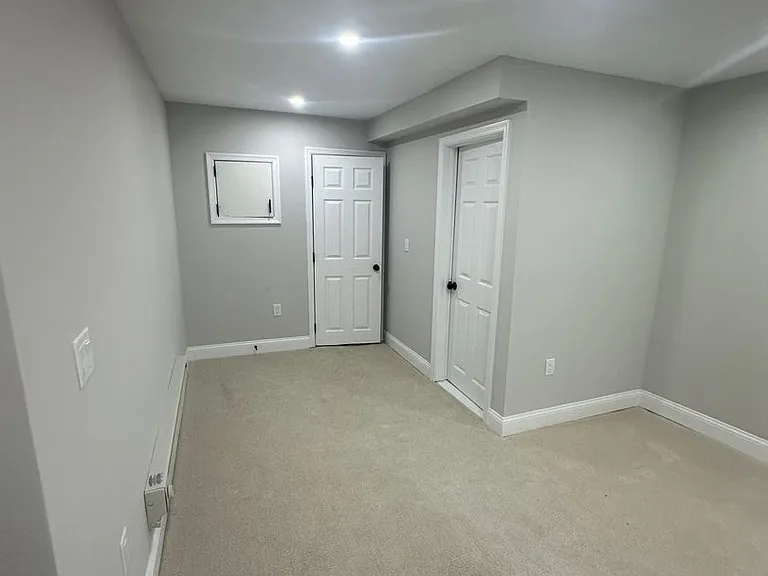 4038 Cambridge St — Photo 21