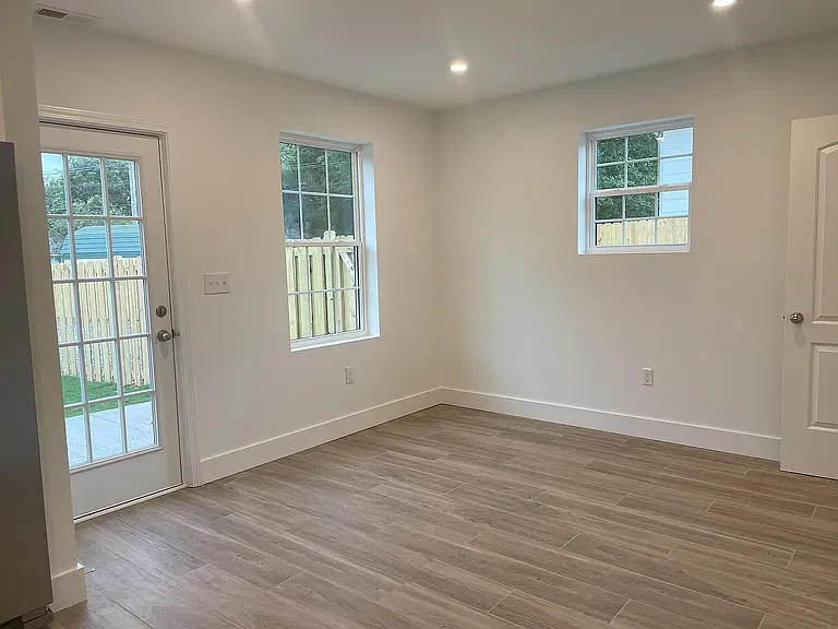 113 Kemper Ln — Photo 6