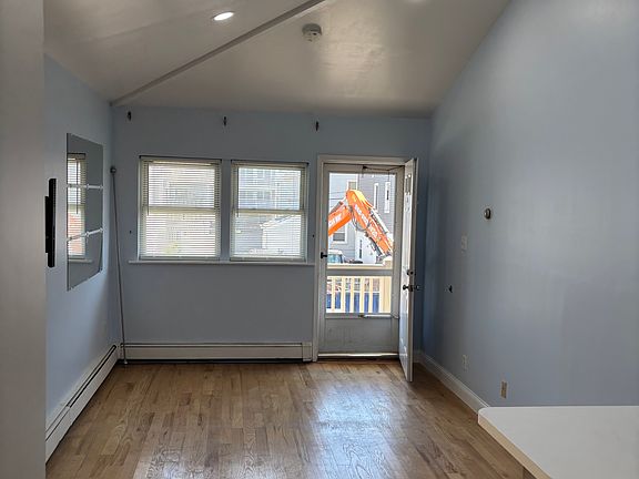5th image of 15 New Hampshire St APT 26