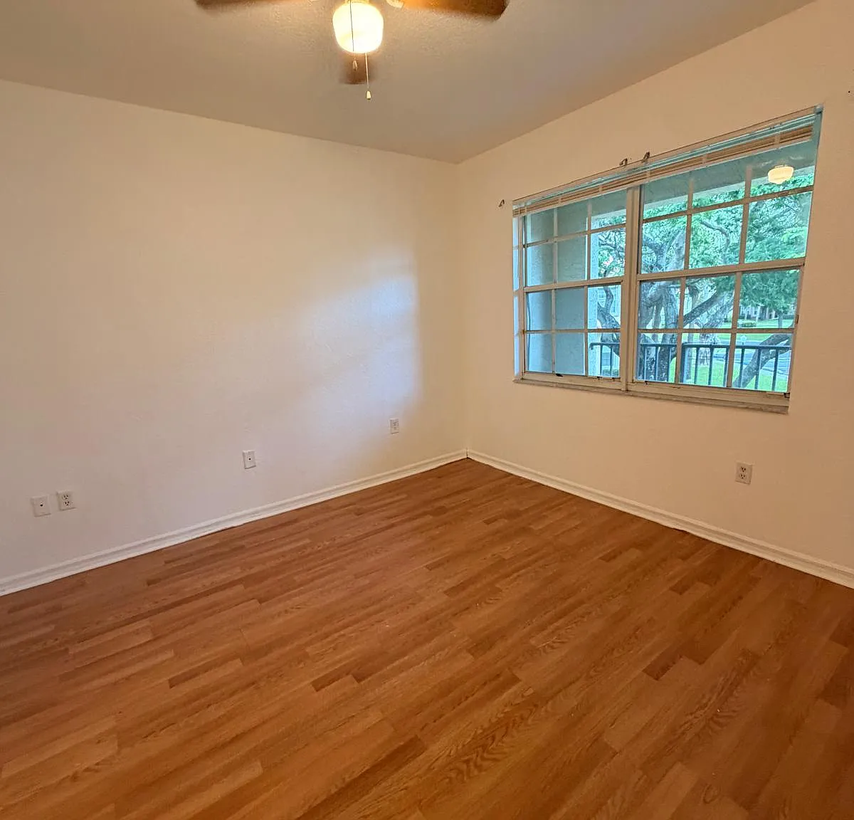 2 bed, 1162 sqft, $2,400 — Photo 2