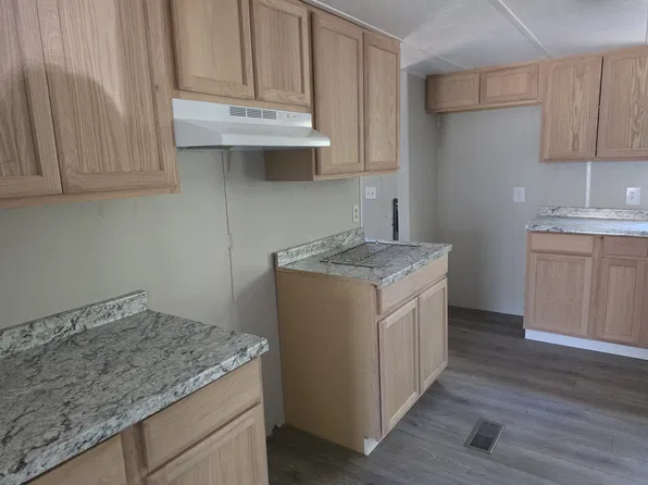 4036 Ashley Brook Dr, Resaca, GA 30735