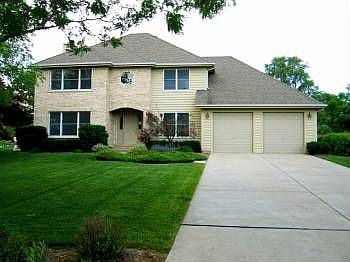 1st image of 815 Honeysuckle Ave