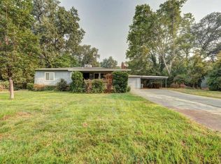 2460 Star Dr, Redding, CA 96001