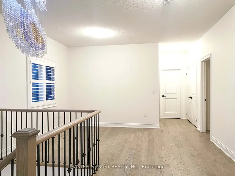 33 Terrain Ct — Photo 16