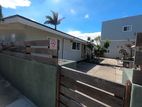 1st image of 5081 Lotus St APT 4