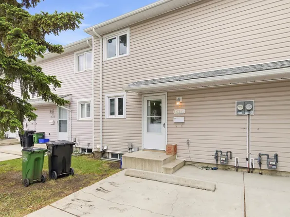 18353 66th Ave NW, Edmonton, AB T5T 1Z5