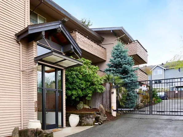 Estada Apartments, 12728 33rd Ave NE #302, Seattle, WA 98125