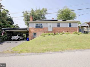 3902 13th St, Chesapeake Beach, MD 20732