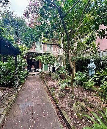 4th image of 837 Governor Nicholls St Unit A