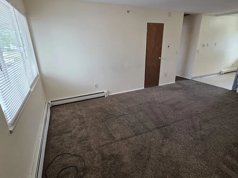 2859 Elm Cir #19 — Photo 3