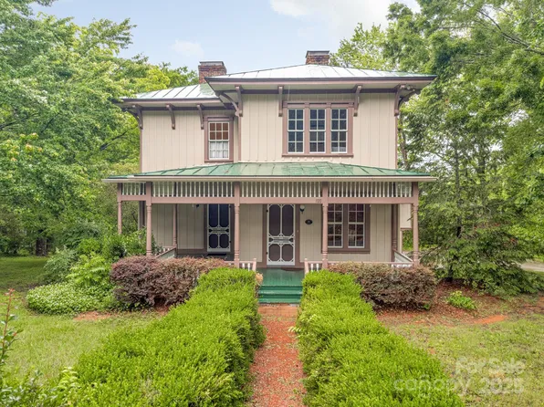 1120 N College St, Mount Pleasant, NC 28124