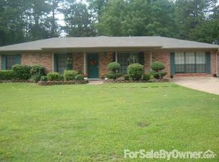 801 Grapevine Rd, Daingerfield, TX 75638