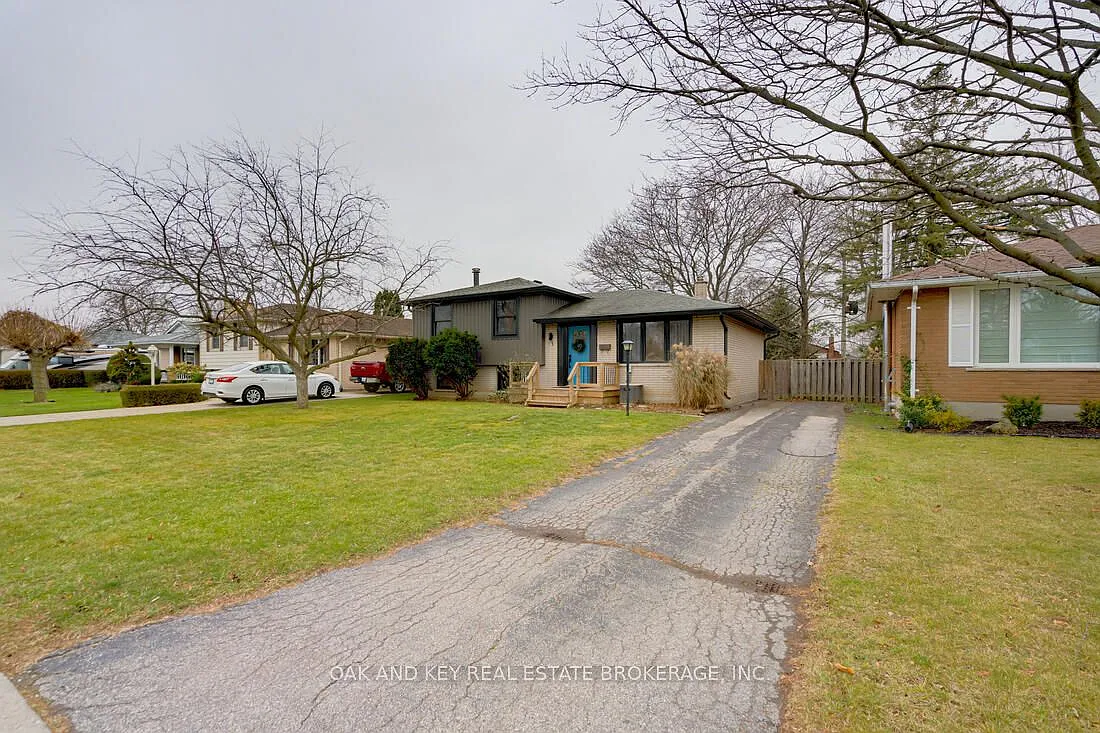 Building Photo - 13 Dunwich Dr