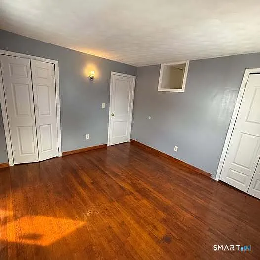 290 Priscilla St — Photo 7