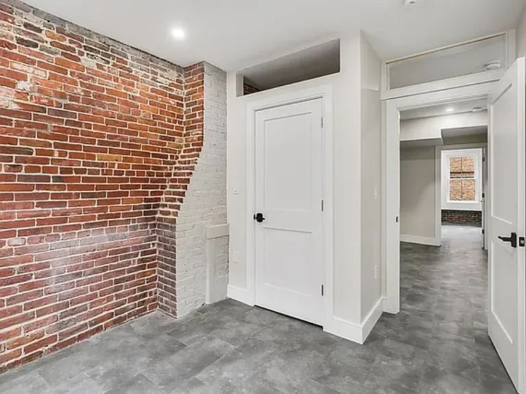 17 Sheafe St #5 — Photo 7