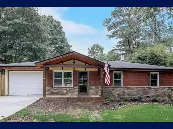 2874 Crabapple Cir, Dacula, GA 30019