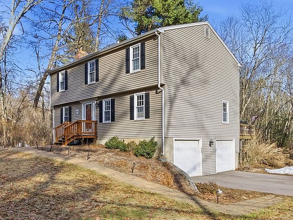 2nd image of 200 Nashua Rd