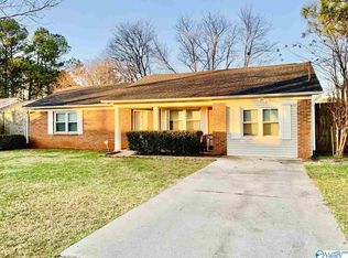 616 Pumpkin Dr SW, Decatur, AL 35603