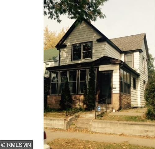 1st image of 821 26th Ave NE
