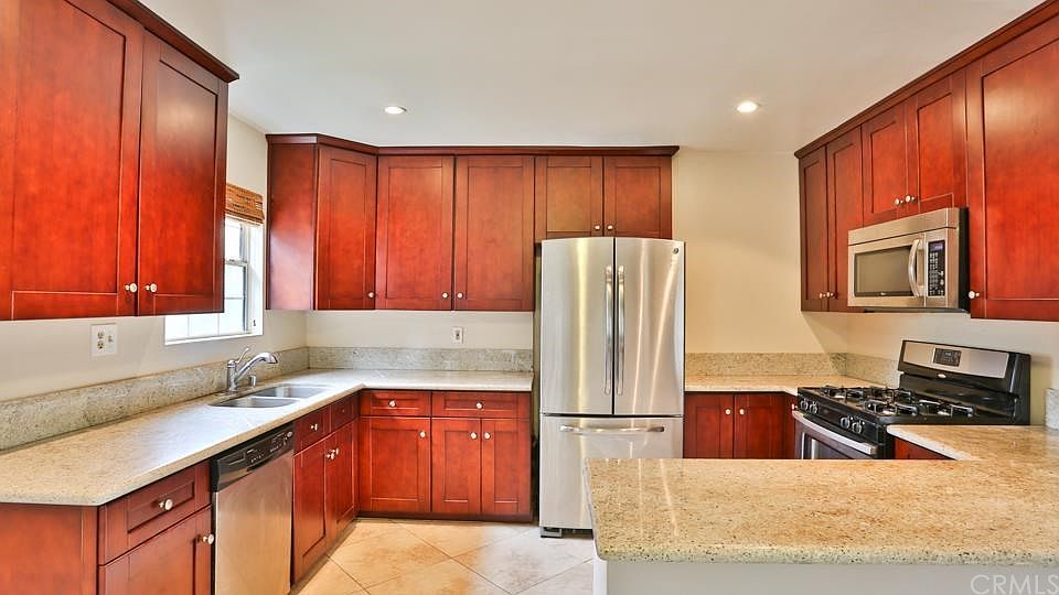 1st image of 3213 Magnolia Ave