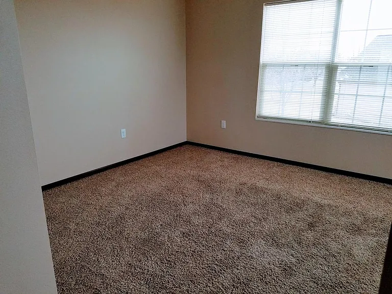 1305 S G Ave #30 — Photo 3