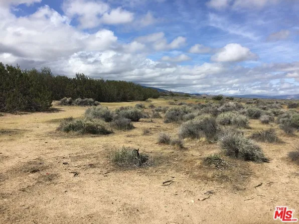 212 W Ave E, Lancaster, CA 93536