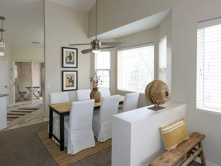 966 S Courtyard Ln — Photo 5