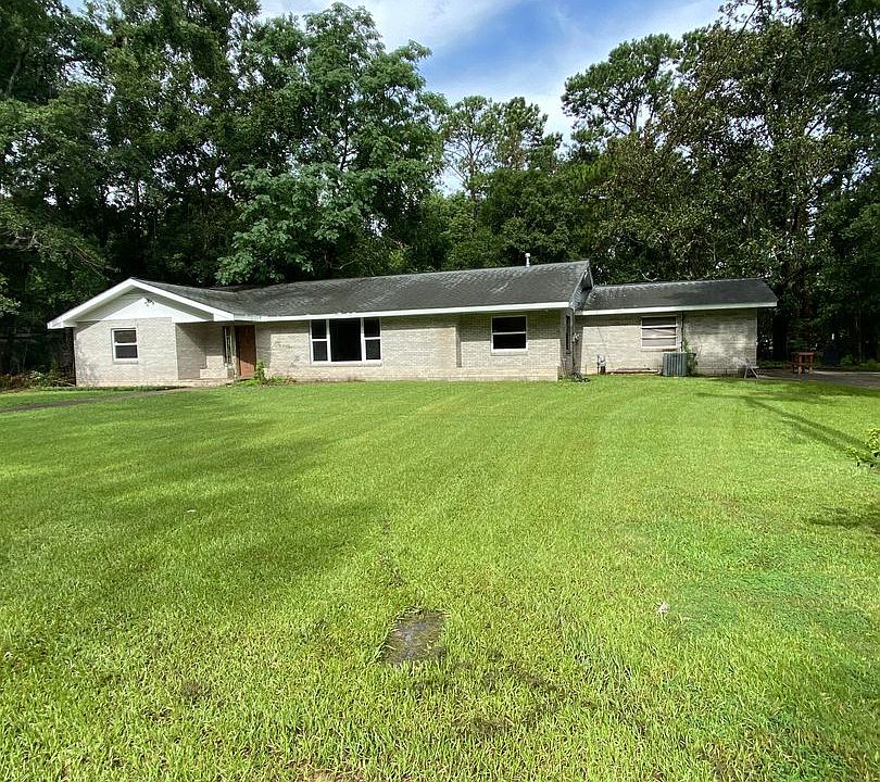 2nd image of 230 Westminster Dr #A