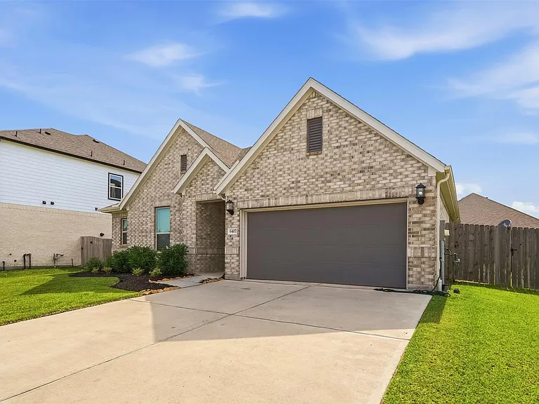 6407 Amberwood Dr — Photo 24