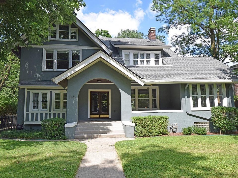 1st image of 2206 E Hill Ave