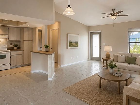 5th image of 209 SE 27th St