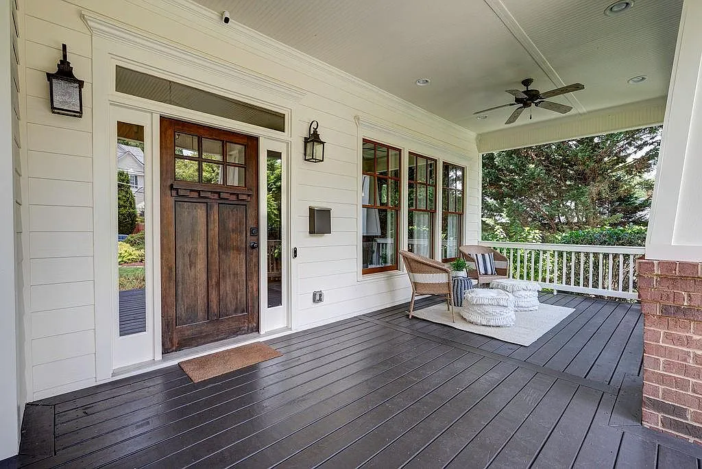5 bed, 4.0 bath, 3789 sqft, $5,000 — Photo 4
