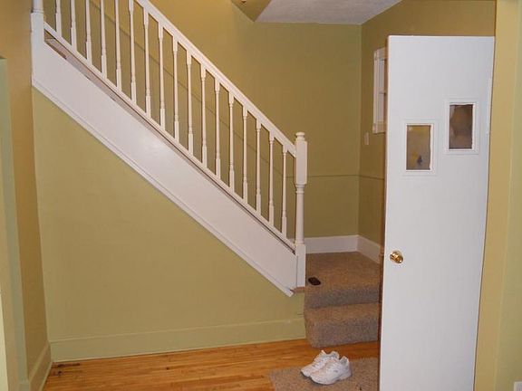 4th image of 1308 Charles Ave